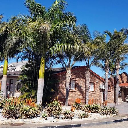 Rainbow Guest House And Tours Uitenhage Exterior foto
